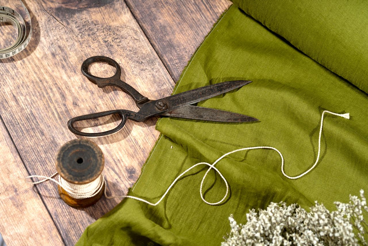 How to Cut Linen Perfectly Straight