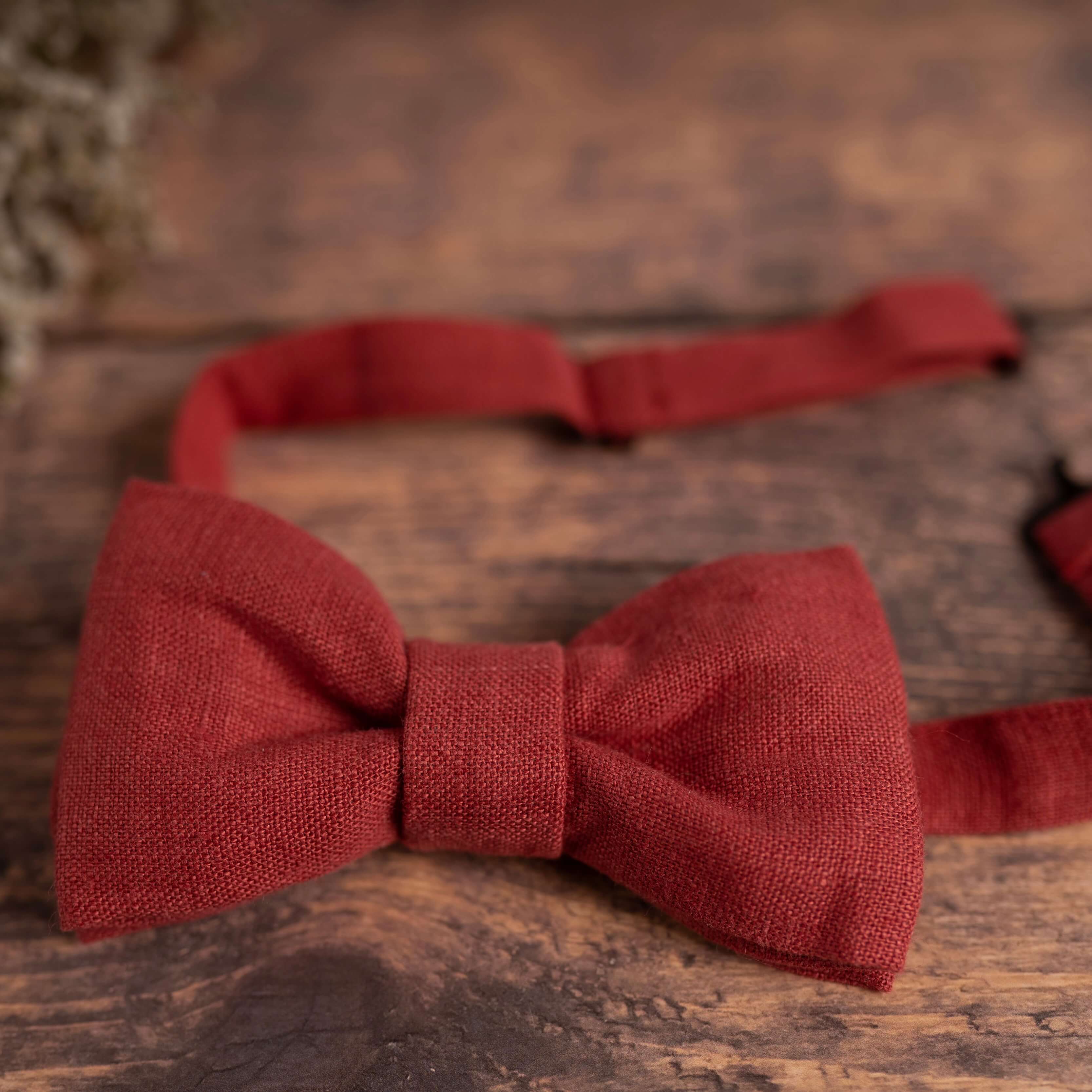 Raspberry Linen Bow Tie